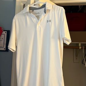 Men’s polo shirt.